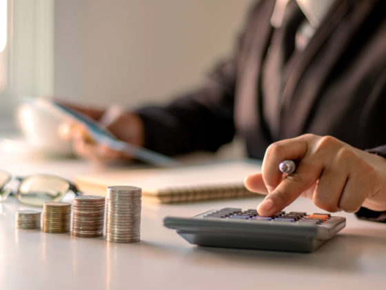 Z jakimi opłatami wiąże się rejestracja znaku towarowego?